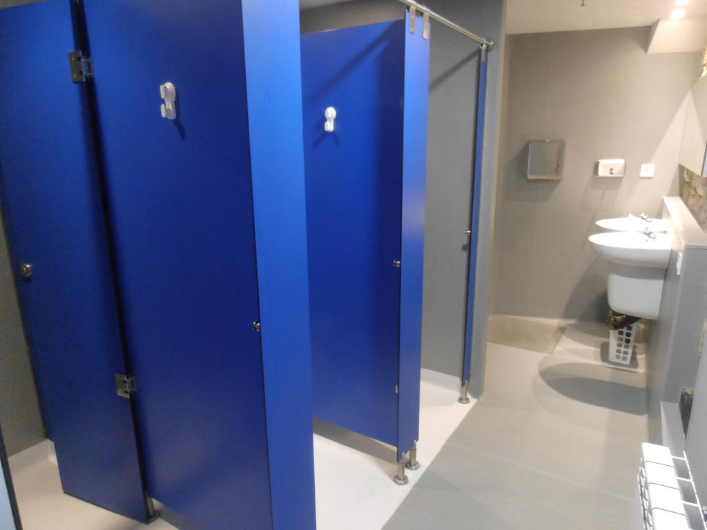 Plaza Catedral Hostel Pampeluna Zewnętrze zdjęcie