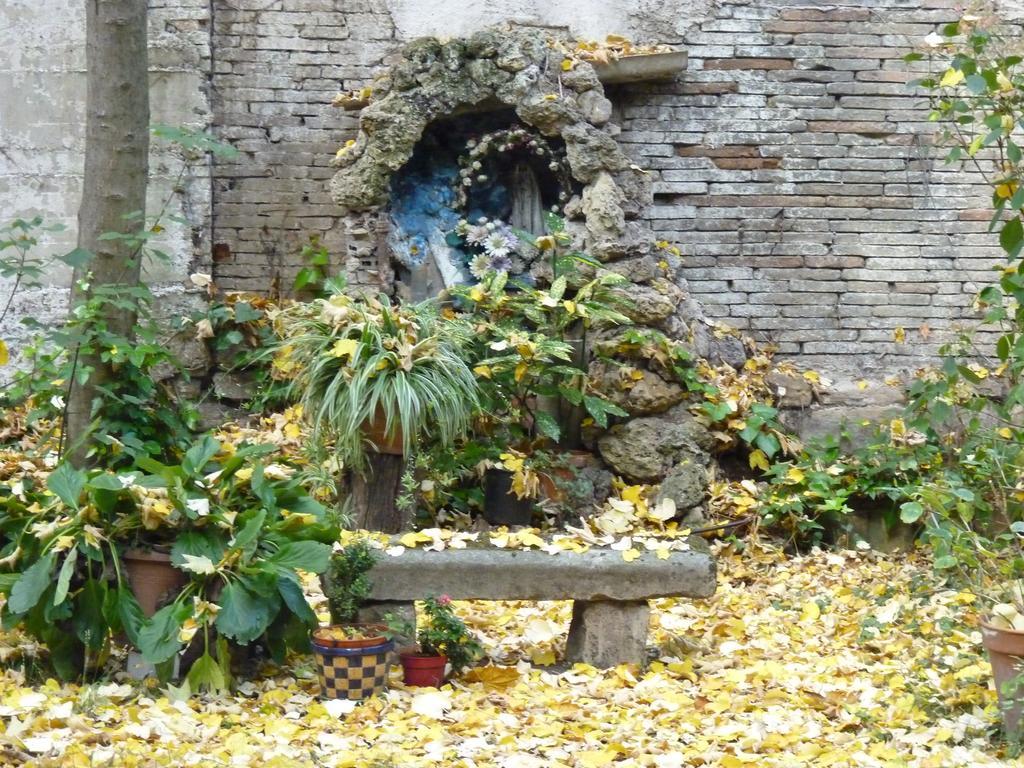 Plaza Catedral Hostel Pampeluna Zewnętrze zdjęcie