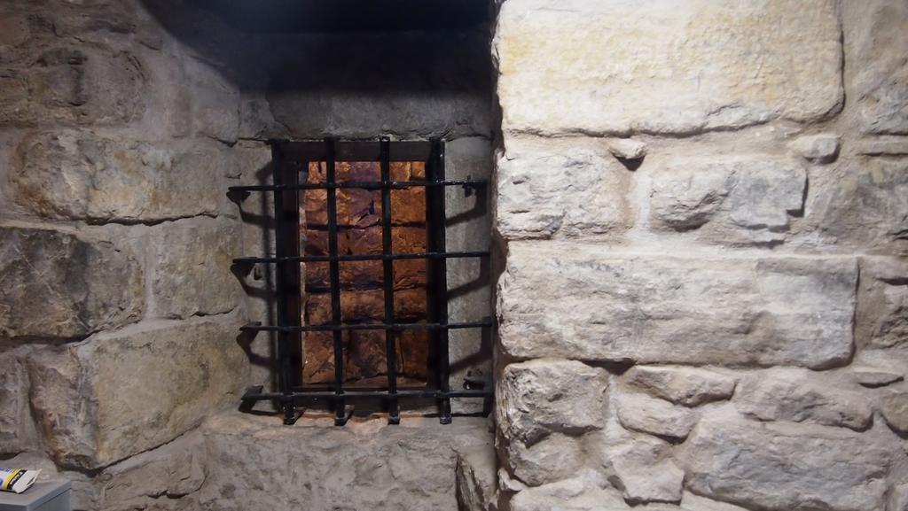 Plaza Catedral Hostel Pampeluna Zewnętrze zdjęcie