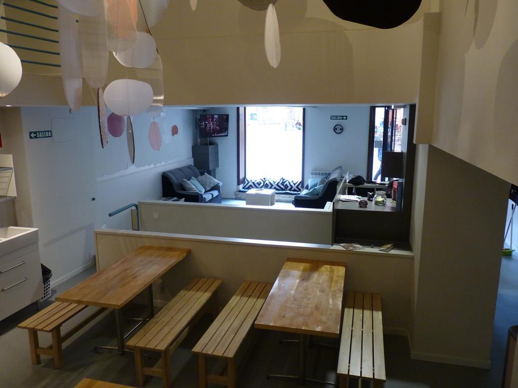 Plaza Catedral Hostel Pampeluna Zewnętrze zdjęcie